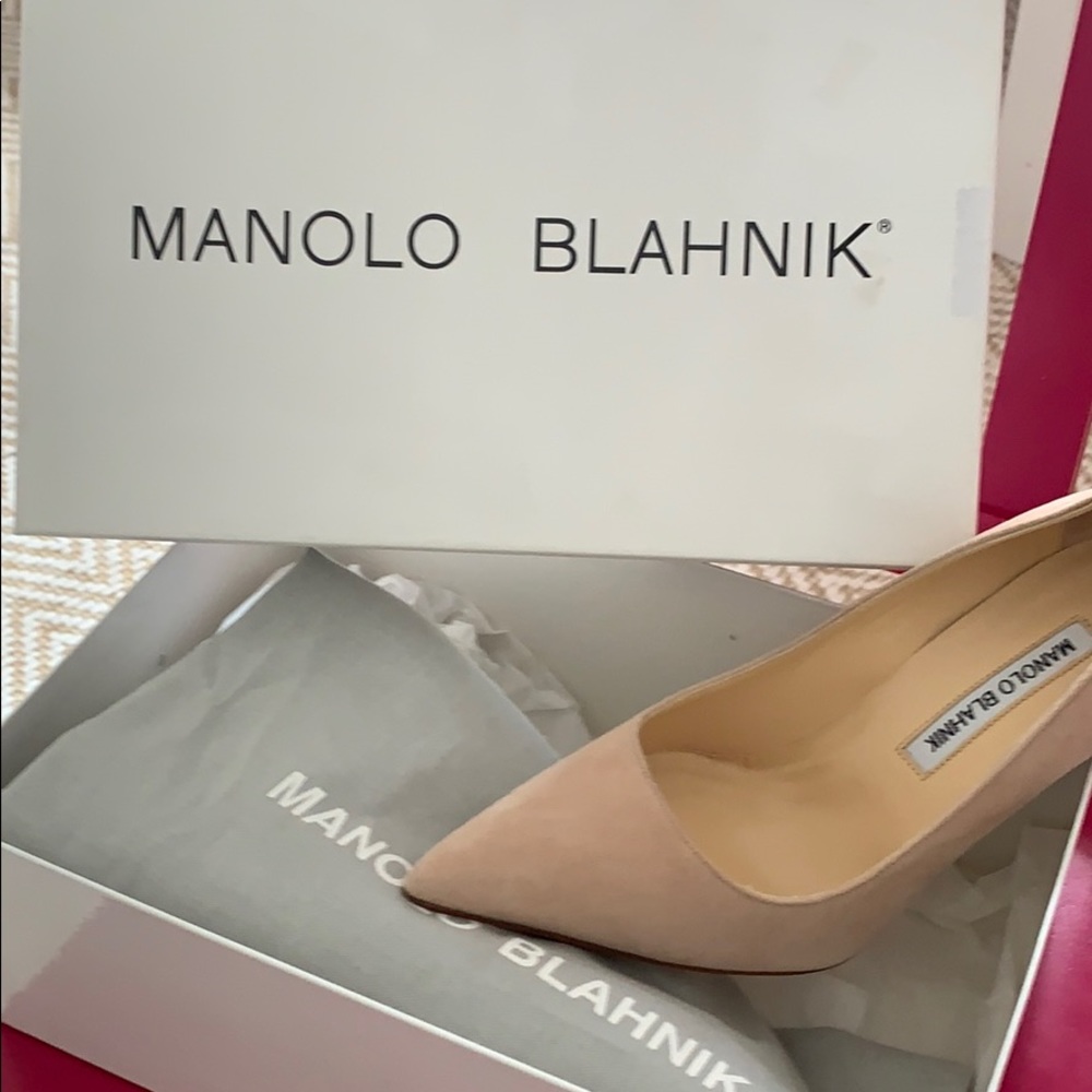 Beige suede pumps